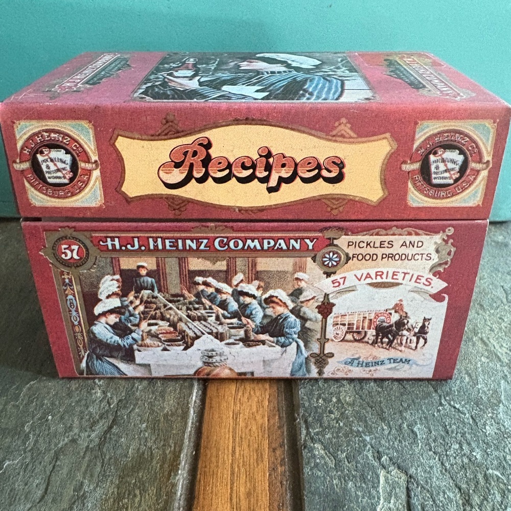 Vintage H.J. Heinz Metal Recipe Box With Recipe Cards
